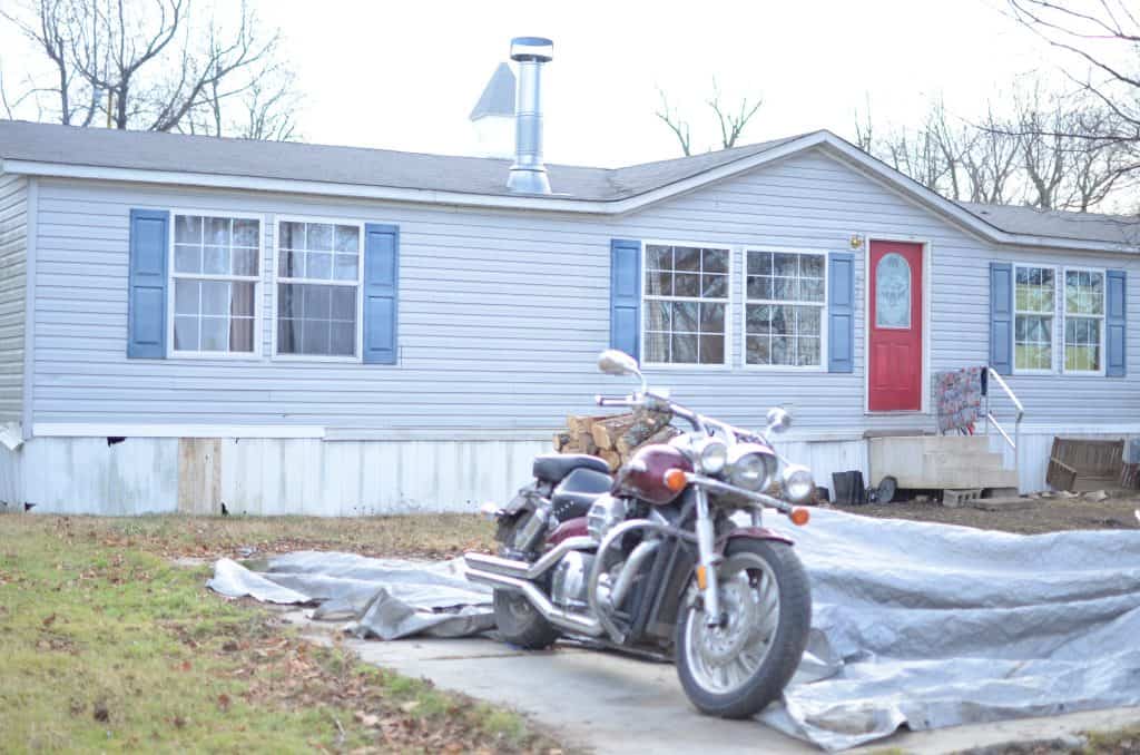 Remodeling a Doublewide Mobile  Home on the Interior and  Exterior.  Farmhouse style renovation while living in the mobile home.