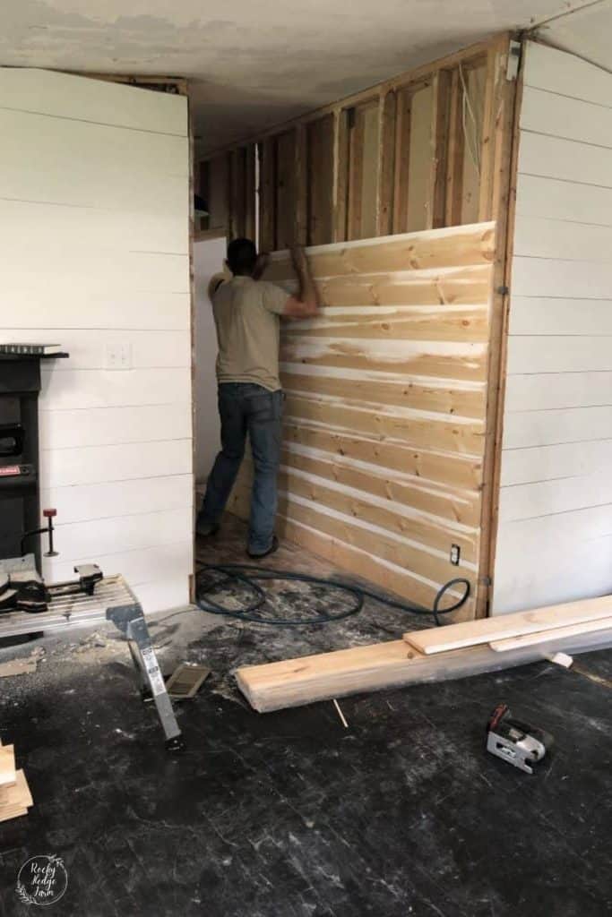 Attaching Shiplap Boards to the Wall