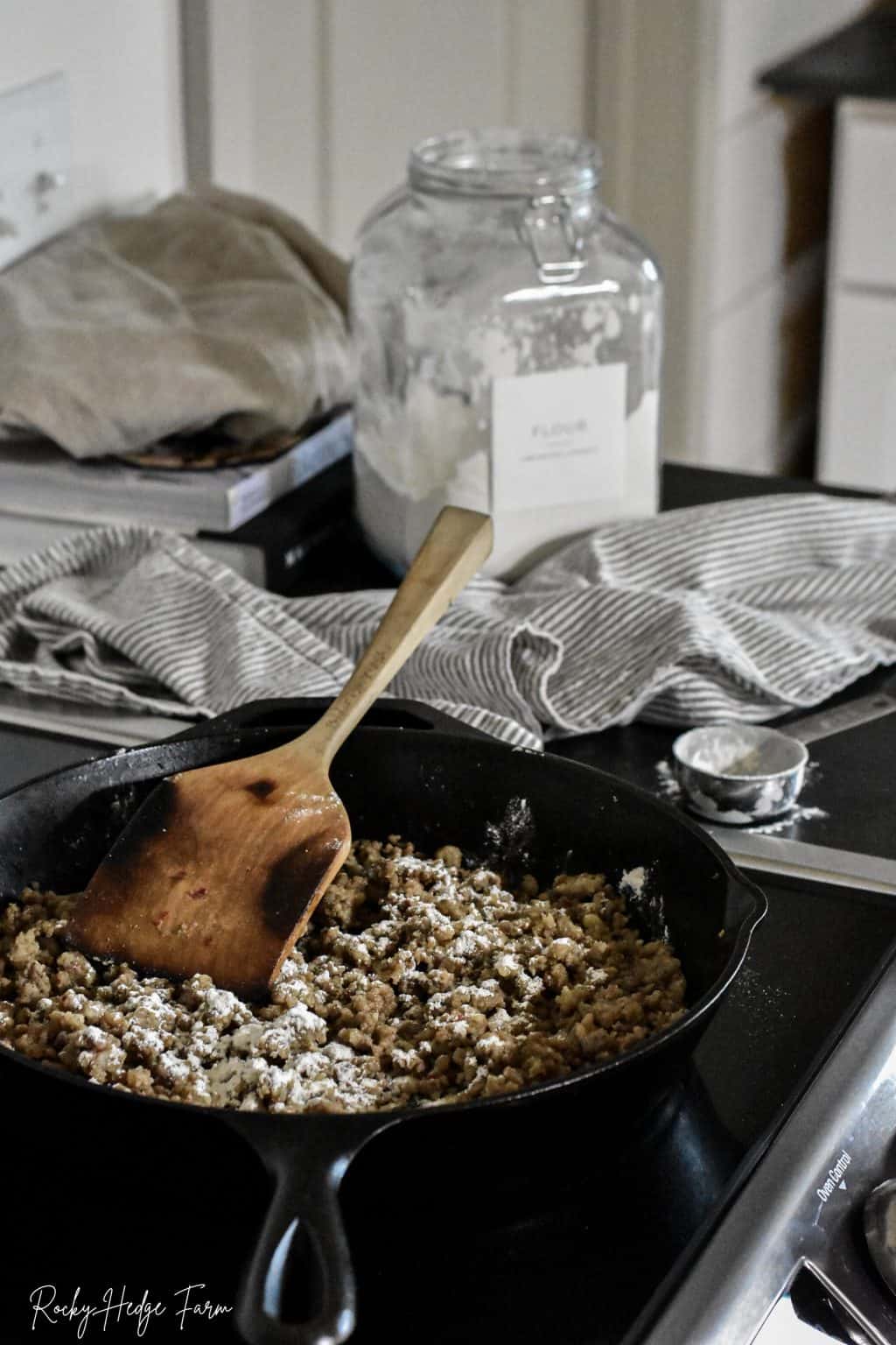 how-to-make-sausage-gravy-rocky-hedge-farm