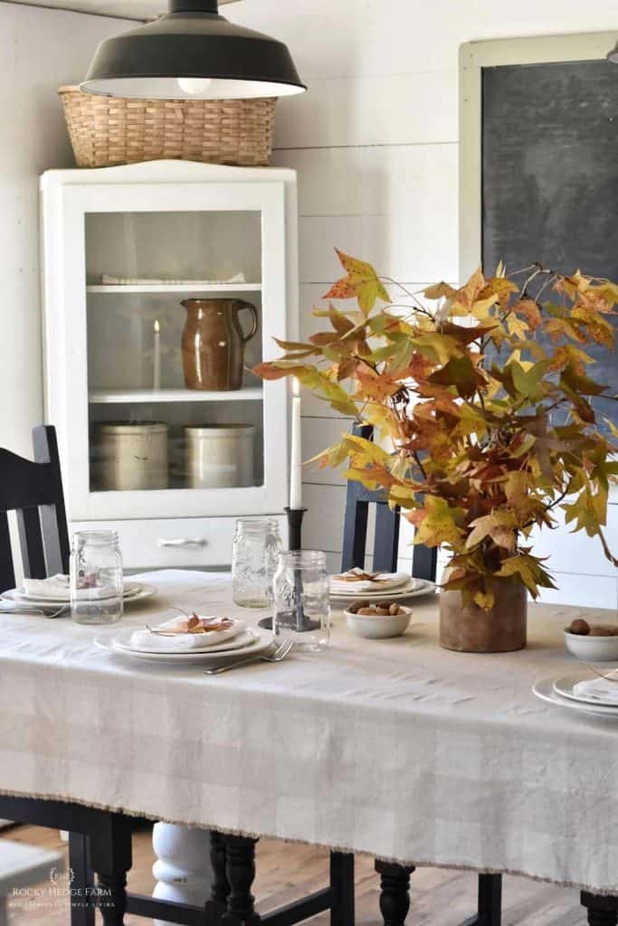 fall rustic table decor