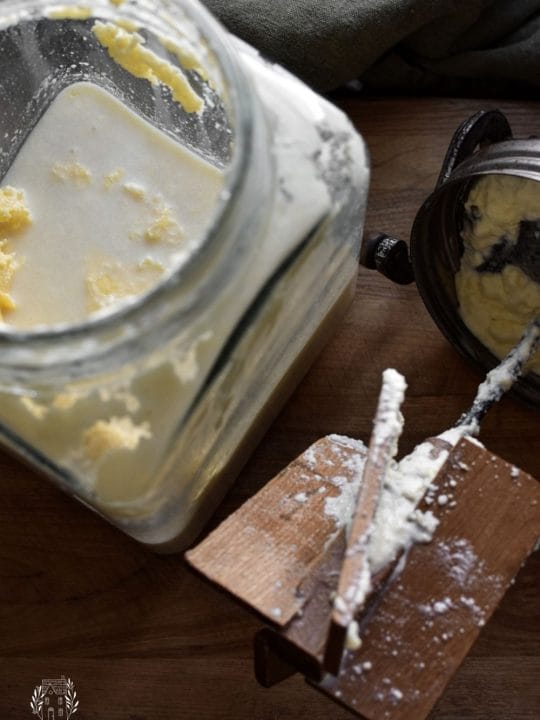 https://www.rockyhedgefarm.com/wp-content/uploads/2021/03/how-to-make-churned-butter-1-540x720.jpg