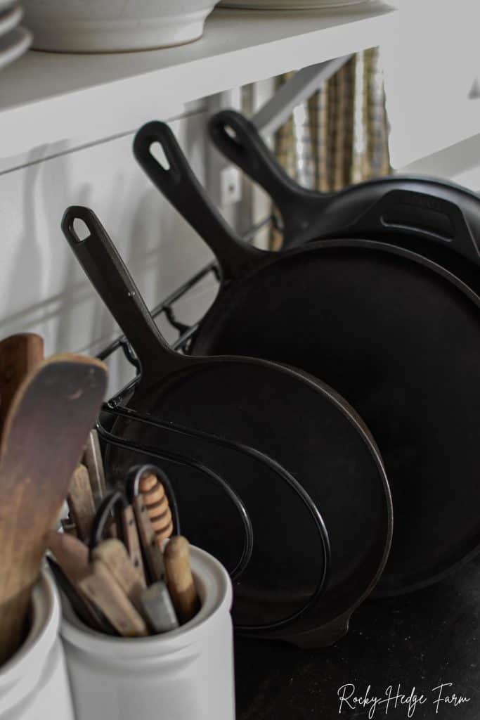 Store Cast Iron Frying Pans