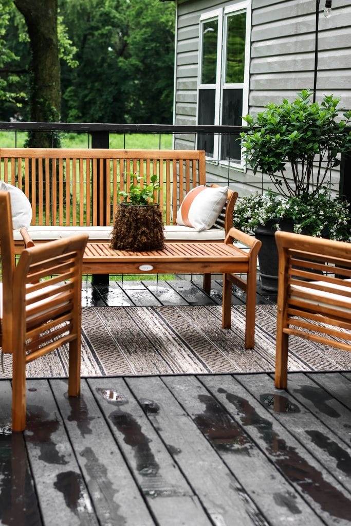 This DIY manufactured home porch makeover proves style doesn't have to break the bank.