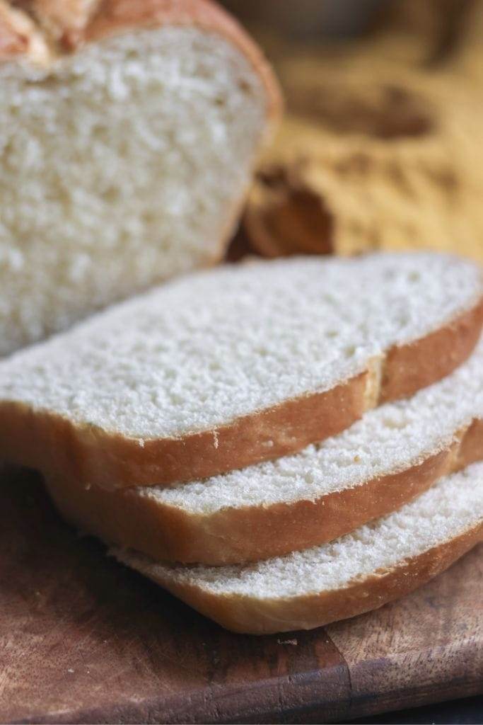 slices of homemade sandwich bread recipe with honey